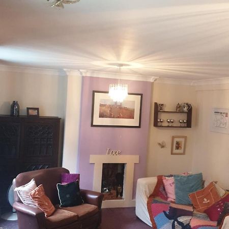 Great Rooms In An Uber Cool Flat! London Bridge Exteriör bild