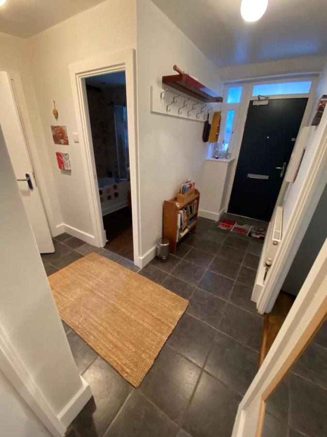 Great Rooms In An Uber Cool Flat! London Bridge Exteriör bild