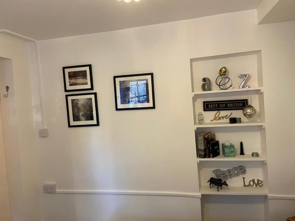 Great Rooms In An Uber Cool Flat! London Bridge Exteriör bild