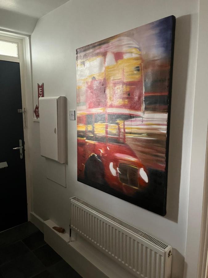 Great Rooms In An Uber Cool Flat! London Bridge Exteriör bild